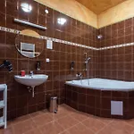 Hotel Adina - Resort Hotel Kurdejov & Art Wine Hall Hotel Kurdejov