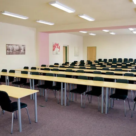 Hotelovy Dum Adina - ホテル