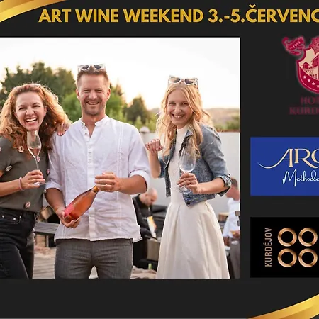 Adina - & Art Wine Hall